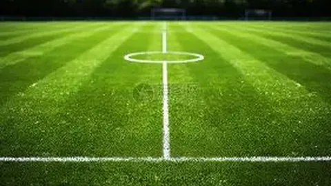 《揭秘瓜帅心声：足球世界渐失激情，瓜迪奥拉忧心忡忡数据绑架足球》