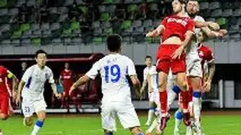 成都新鹏城1_1握手言和，安永佳闪电破门，费利佩一击定乾坤！