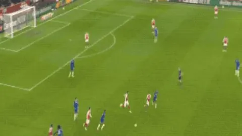 “颜欣慧游泳再攀高峰，全国短池游泳纪录在世锦赛上被刷新”